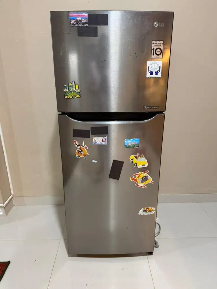 Dijual kulkas bekas Merk LG 2 Pintu Inverter