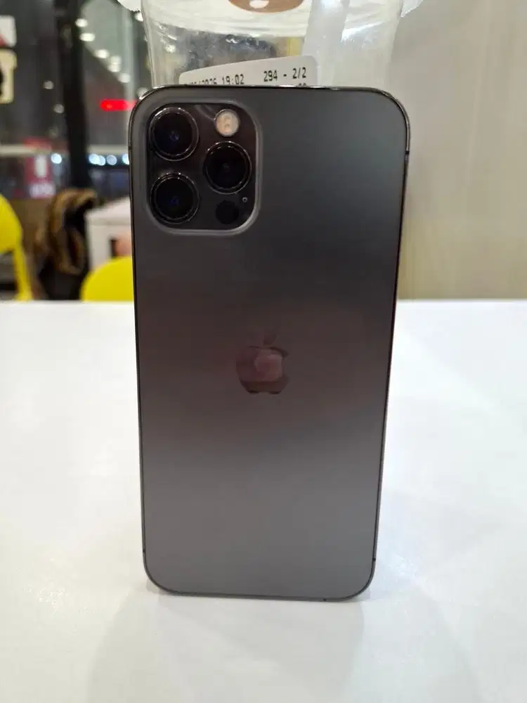iPhone 12 Pro 256GB - MULUS - Sinyal Permanen Bea Cukai - SETARA IBOX