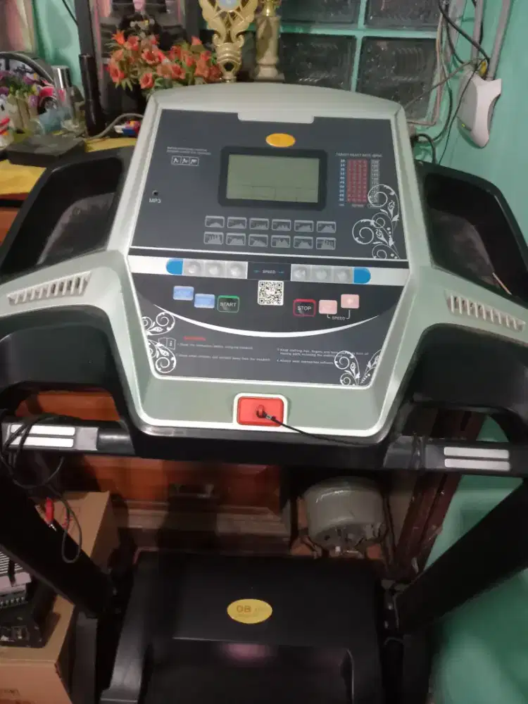 Treadmild ukuran besar