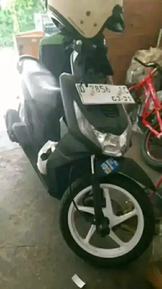 Jual motor beat Kartu 2011 kumplit isi
