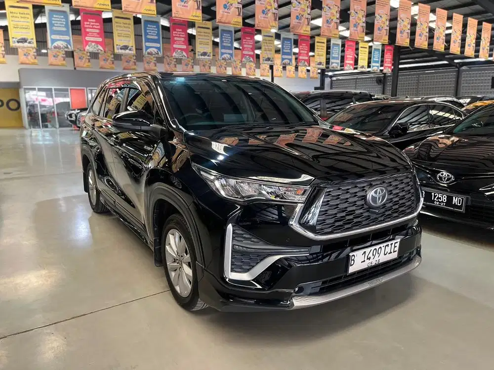 [LOW KM] Toyota Innova Zenix 2.0 V Hybrid AT 2023