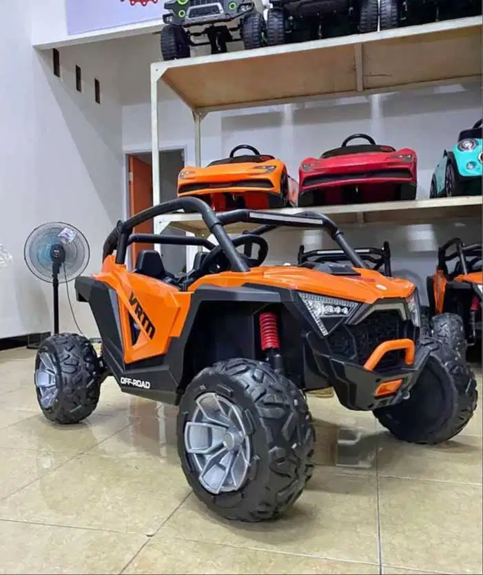Mobil Aki Ban Karet Ukuran Besar ( Muat 2 Anak ) PMB 9288c Veriton