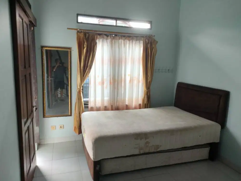Disewakan Rumah Full Furnish 2 Lantai di Antapani Bandung
