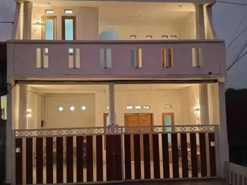 Dijual Rumah Lokasi Strategis di Jl. Cikuray Raya Semarang