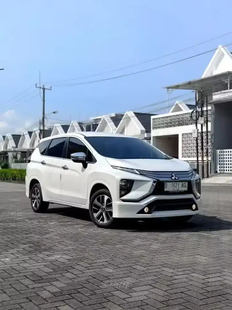 Mitsubishi Xpander ULTIMATE 2018
antik low km