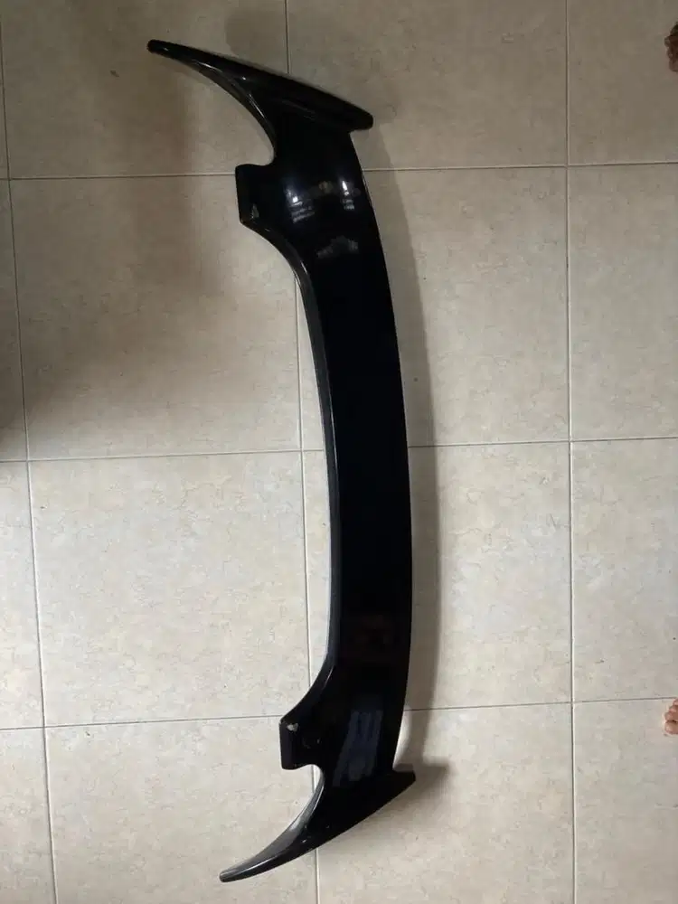 Spoiler Suzuki S-Presso / Karimun / Agya / Ayla Hitam 1.2m