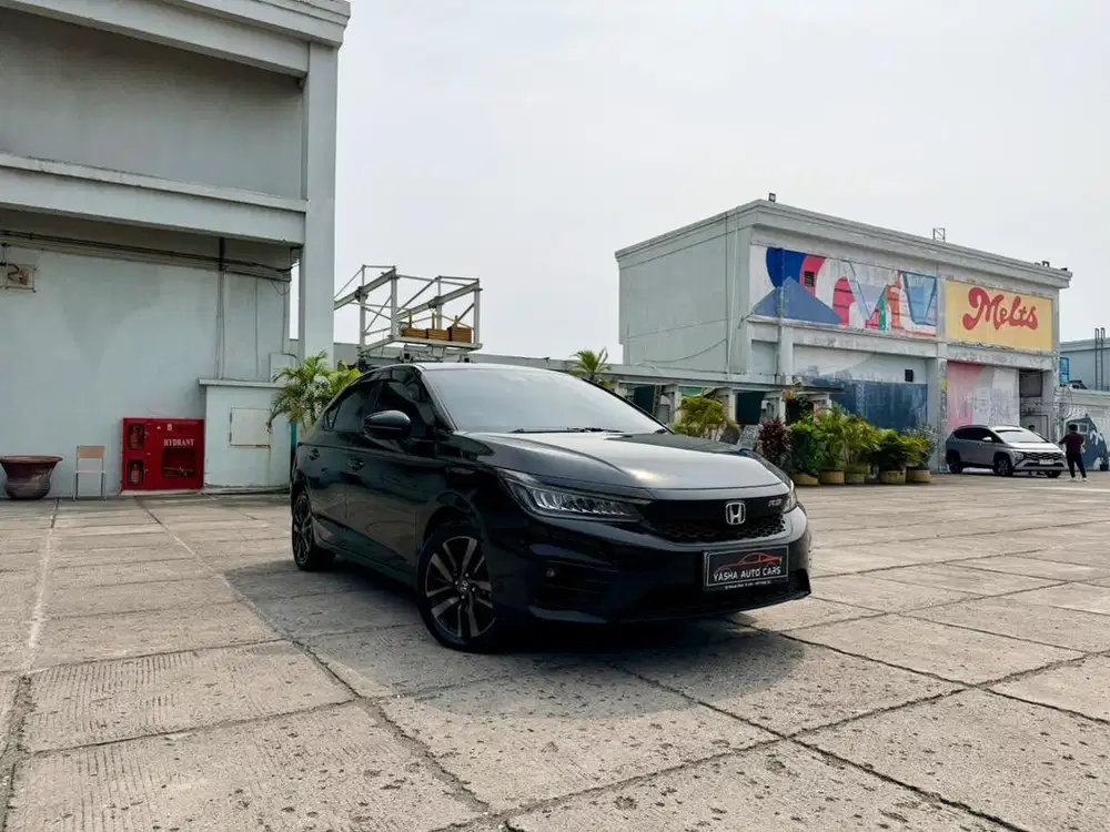Honda city rs 2023 hitam at servis record bergaransi siap pakai