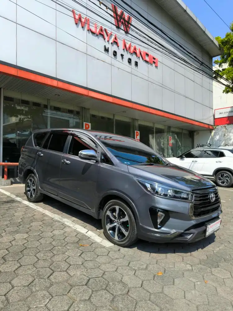 TOYOTA INNOVA 2.4 VENTURER DIESEL A/T 2021