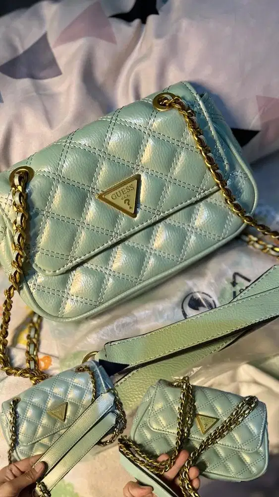 Tas Ori Guess Giully mini