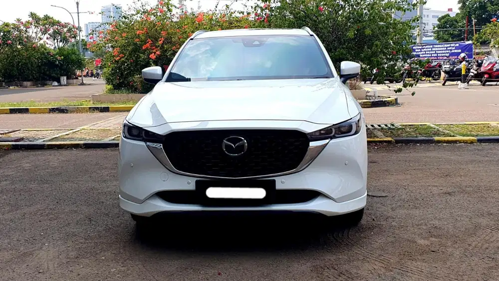 Km 32rb mazda cx5 awd 2022 pakai 2023 putih sunroof