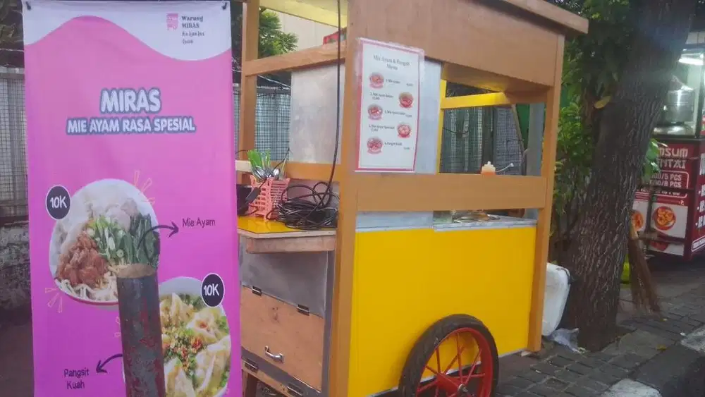 Jaga stand mie ayam