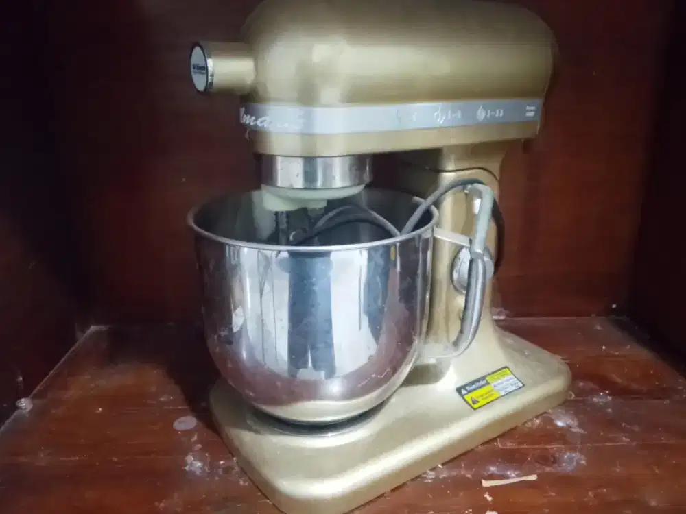 WILLMARK Gold Stand Mixer 7 Liter