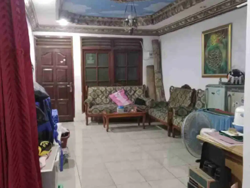 Di Jual Cepat Rumah di Pancoran Jakarta selatan Cocok Untuk Kost Kontarakan atau Hunian