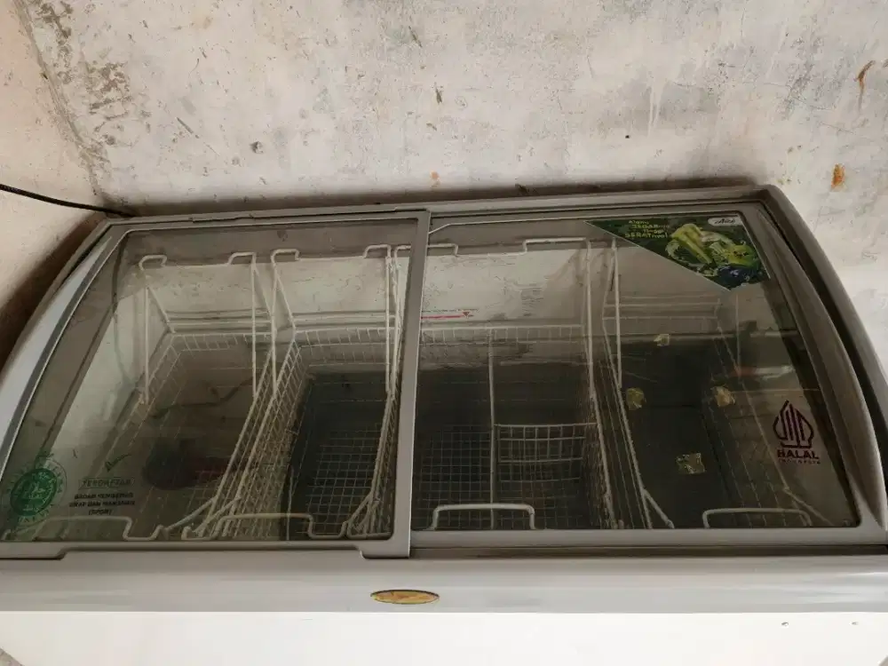 Showcase Freezer Aucma/ Freezer Ice Cream