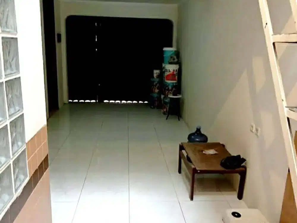 DISEWAKAN RUMAH DI KELAPA GADING – JAKARTA UTARA
