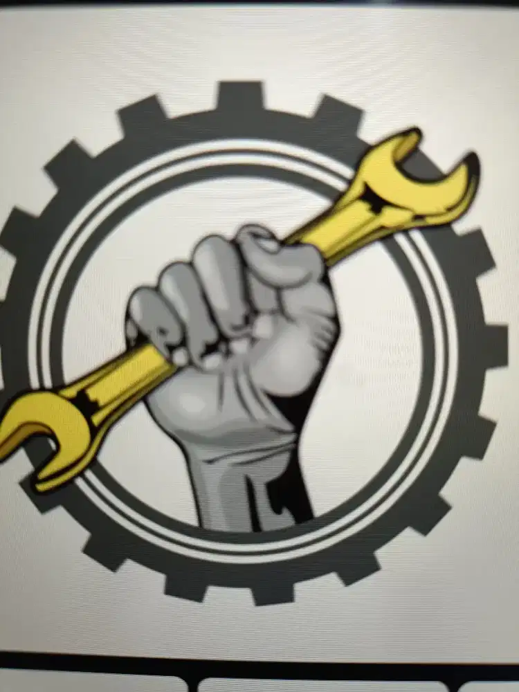 Lowongan   mekanik motor Dan helper toko