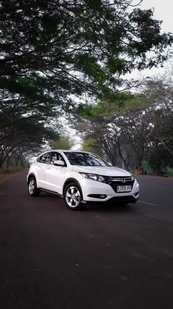 KM 36.000 - FULL ORIGINAL, HRV 1.5 Matic