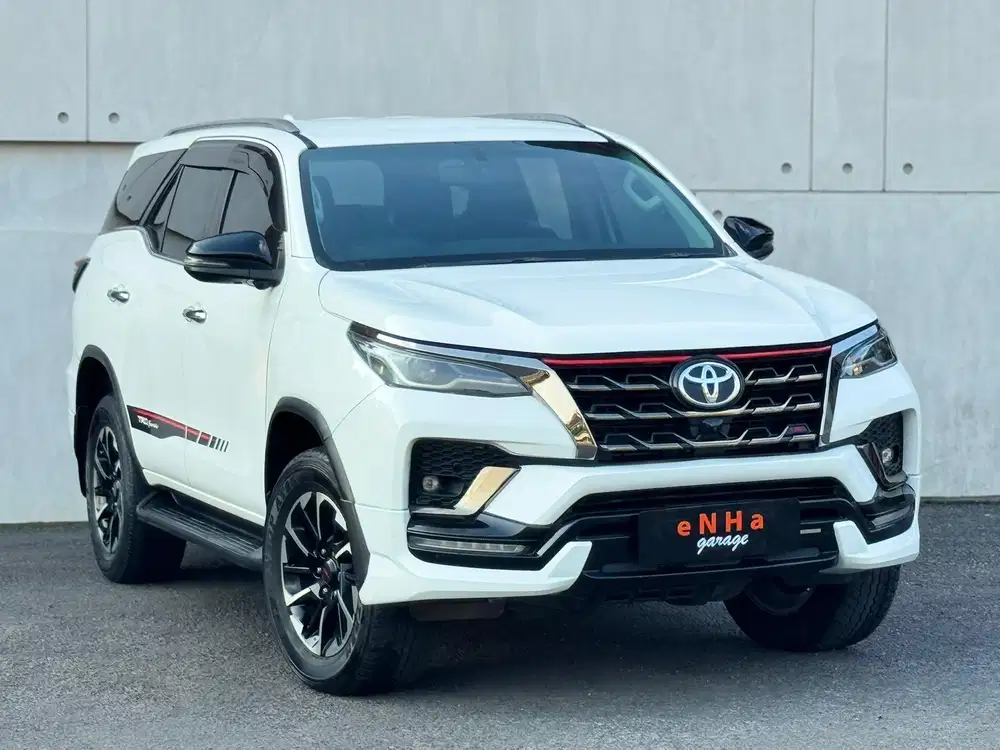 Toyota Fortuner VRZ TRDs 2.4 A/T 2021 Facelift.. eNHa garage Semarang.