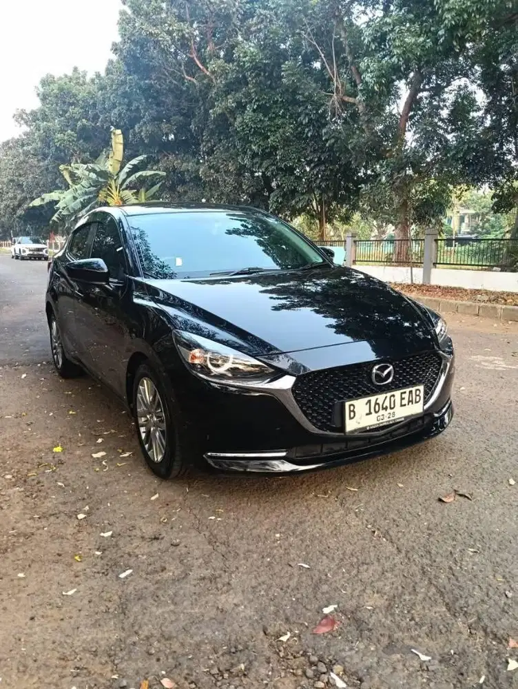 MAZDA 2 SEDAN 1.5 AT 2022 / 2023(KM 20 RB LOW)