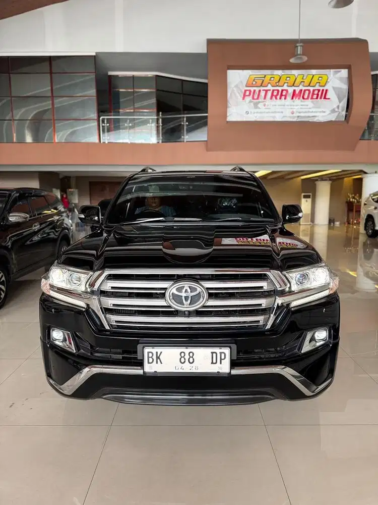 Land Cruiser V8 VXR Diesel A/T 2017