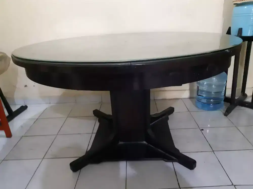 Jual meja makan bundar dari kayu jati