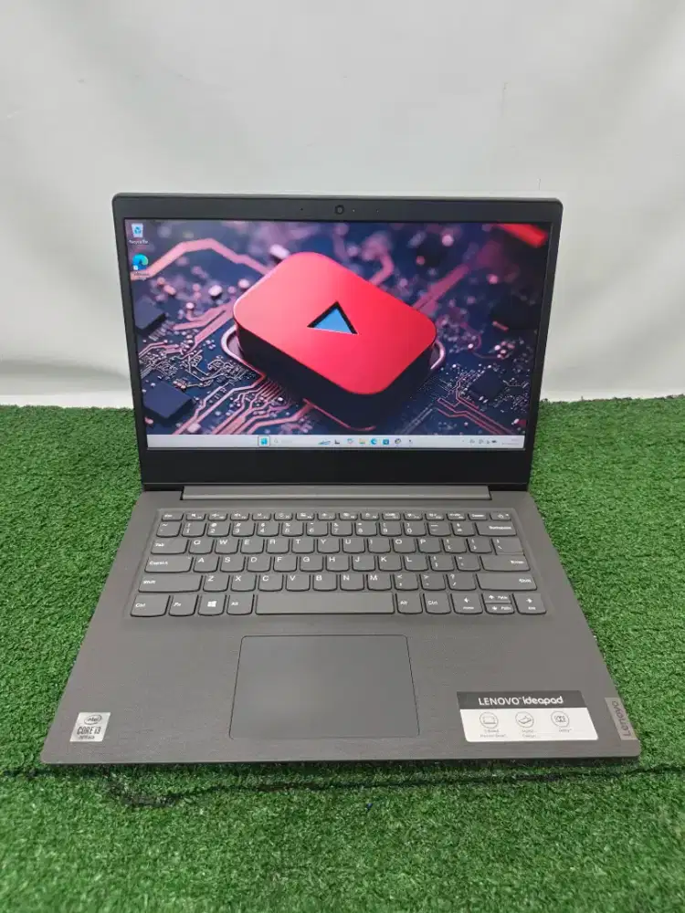 Lenovo V14 core i3 gen 10th 8Gb SSD 512GB siap pakai