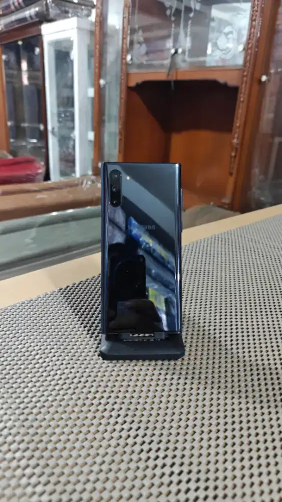 samsung note 10 8GB / 256GB, face id on, with stylush