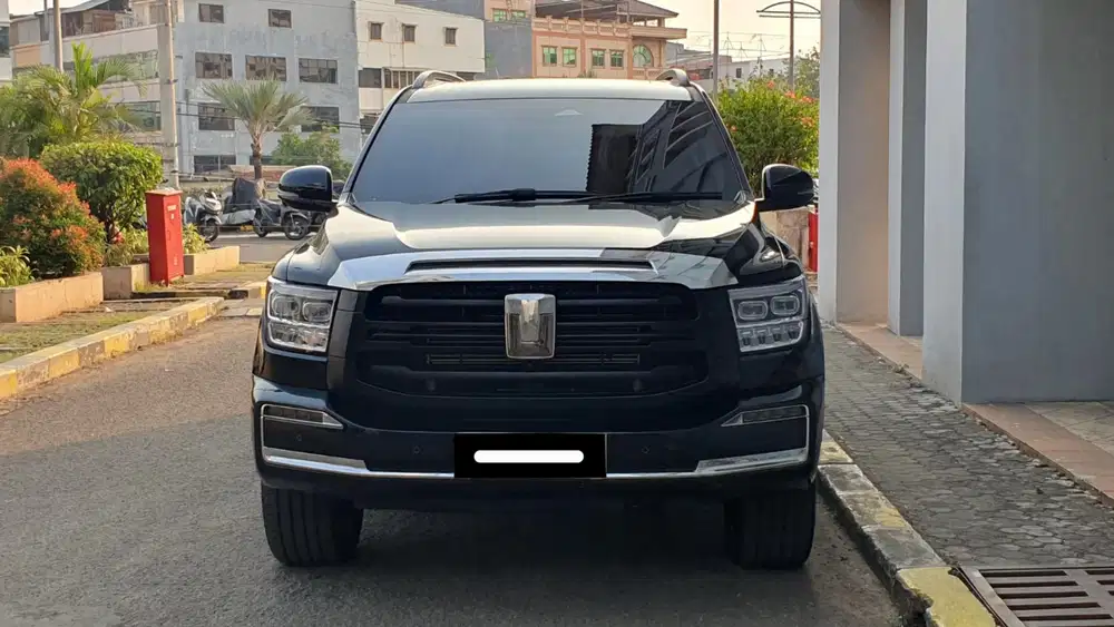 Km 8rb gwm tank 500 hev hybrid 4x4 awd 2024 hitam