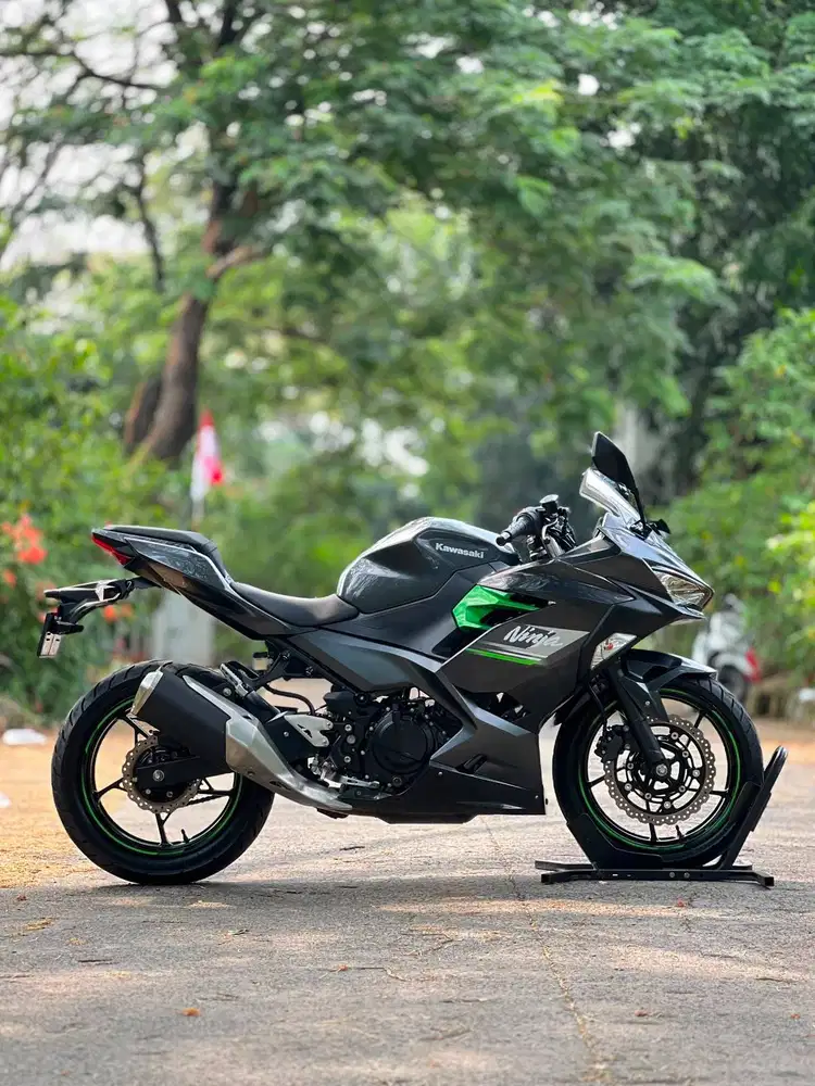 KAWASAKI NEW NINJA 250 FI GREY 2024 KM 2K PAJAK PANJANG KAYAK BARU