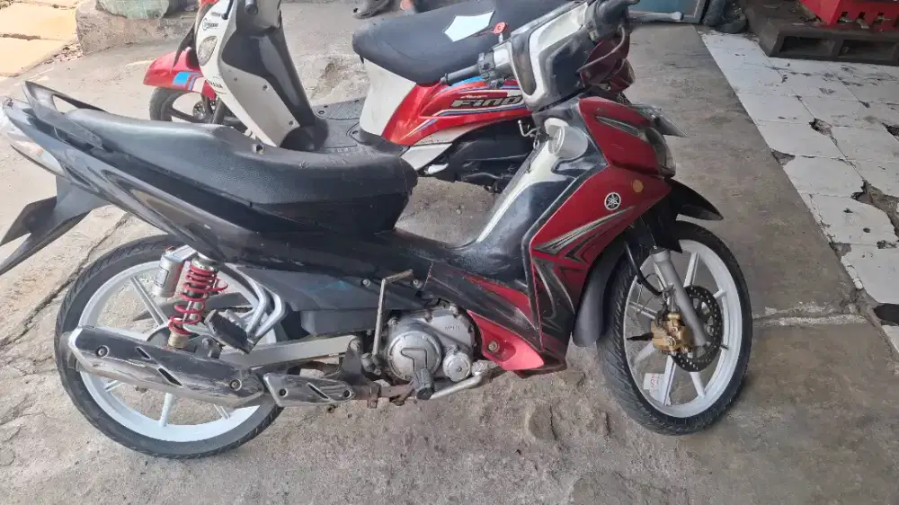 Jual motor jupiter Z robot jarang kepakai