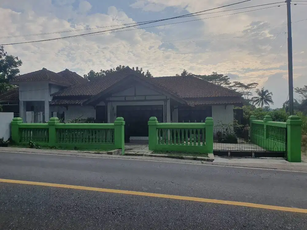 Sewa rumah u/ Usaha Rp 25.000.000