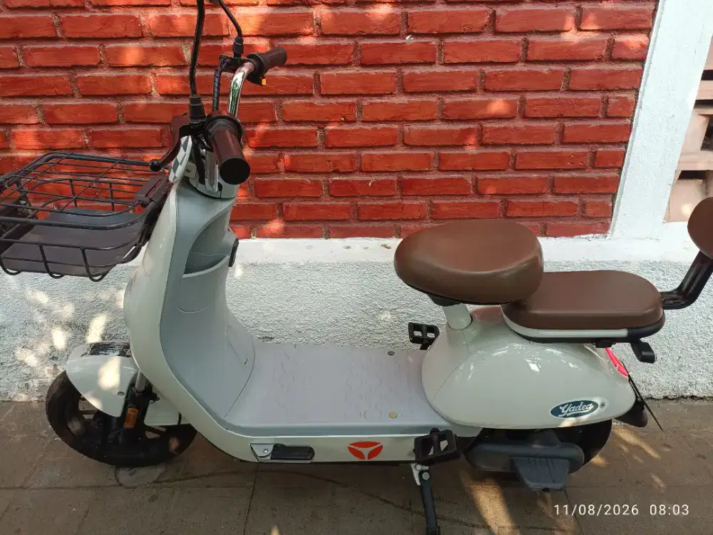 Jual Cepat Sepeda Motor Listrik Merek YADEA