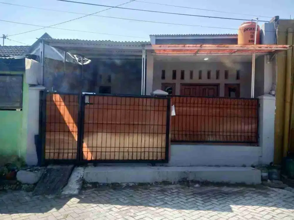 Rumah Dalam Perum Siap Huni Dekat Kantor Kelurahan Wirun