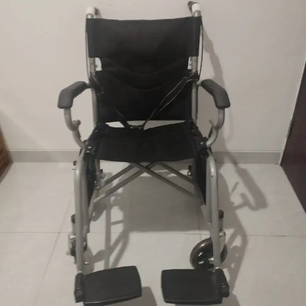 Kursi Roda Portable / Lipat traveling 16 inch murah aja