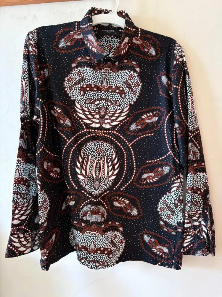 Kemeja Batik Maginot Slim Fit Lengan Panjang size L 100% Cotton
