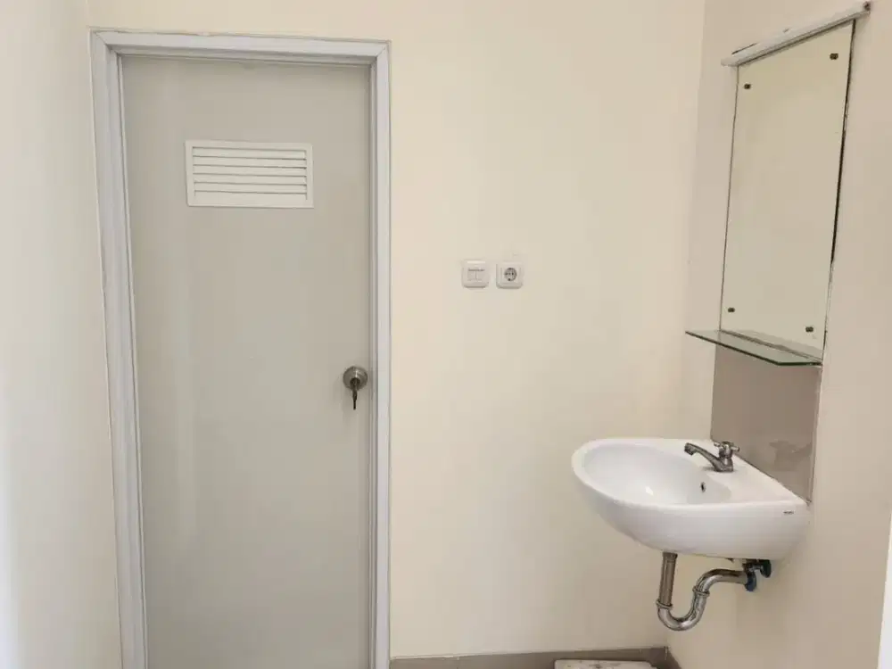 Dijual Rumah Bangunan Baru Cengkareng Indah
