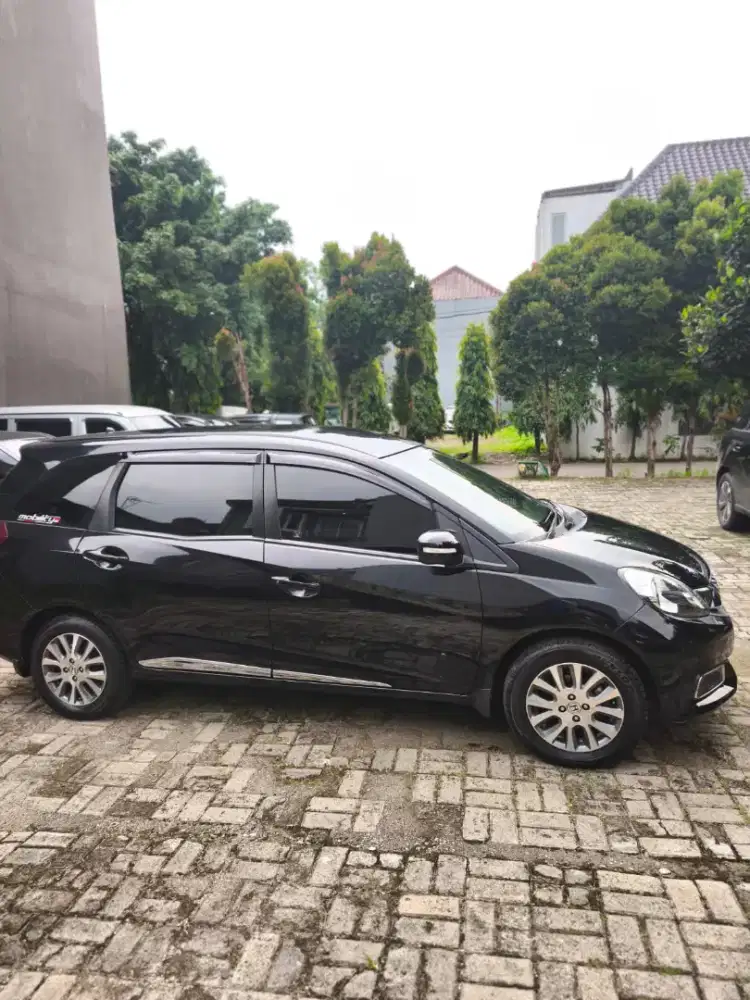 2014 Mobilio Mobil Bekas