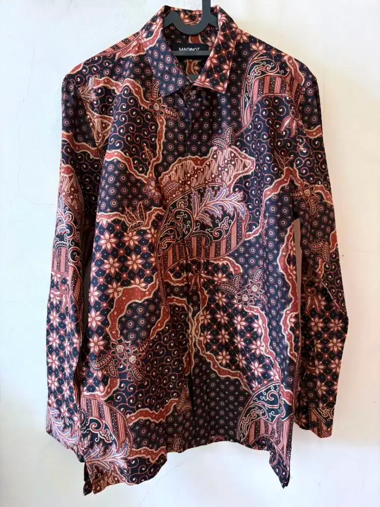 Kemeja Batik Maginot Widipa Slim Fit Lengan Panjang size L 100% Katun