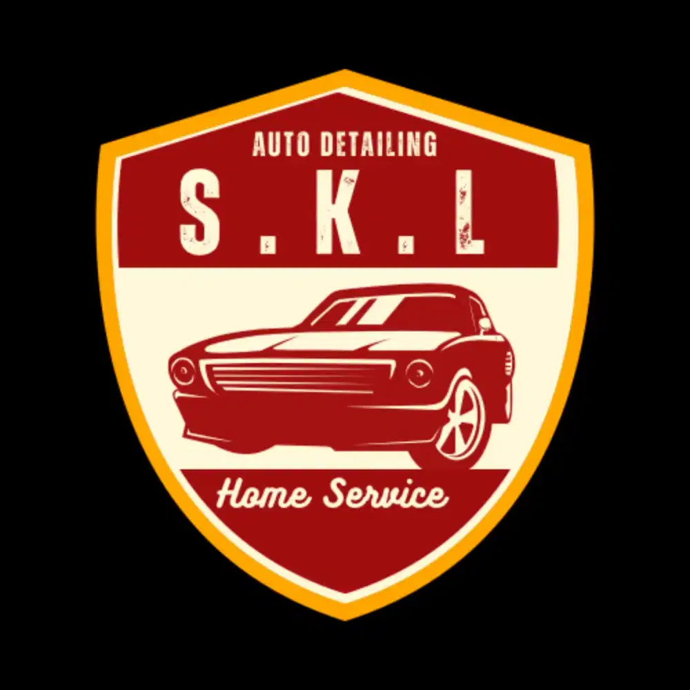 Salon mobil panggilan. Detailing mobil. Poles mobil panggilan