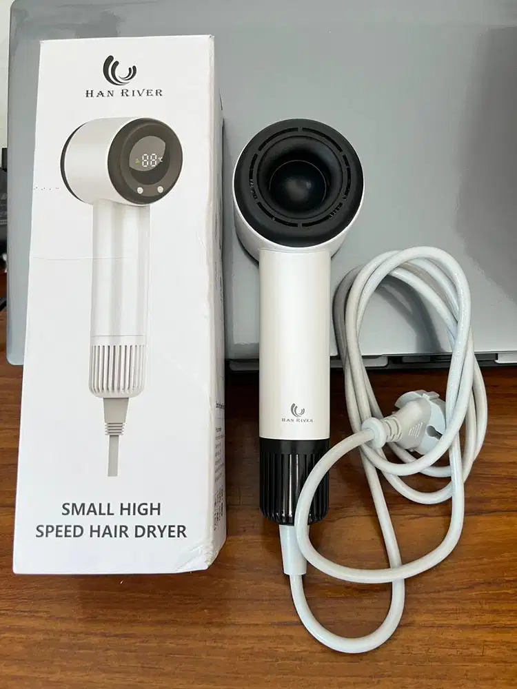 Hairdryer han river