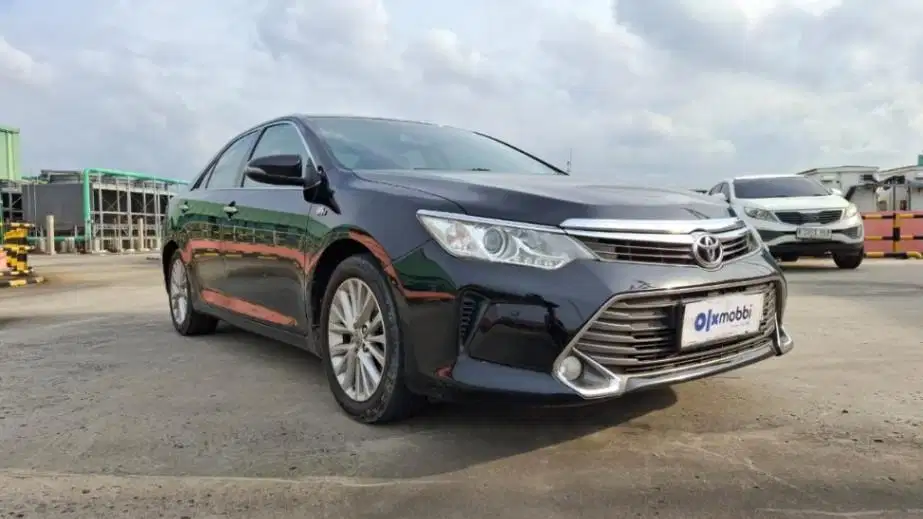 Toyota Camry 2.5 V Bensin-AT 2016