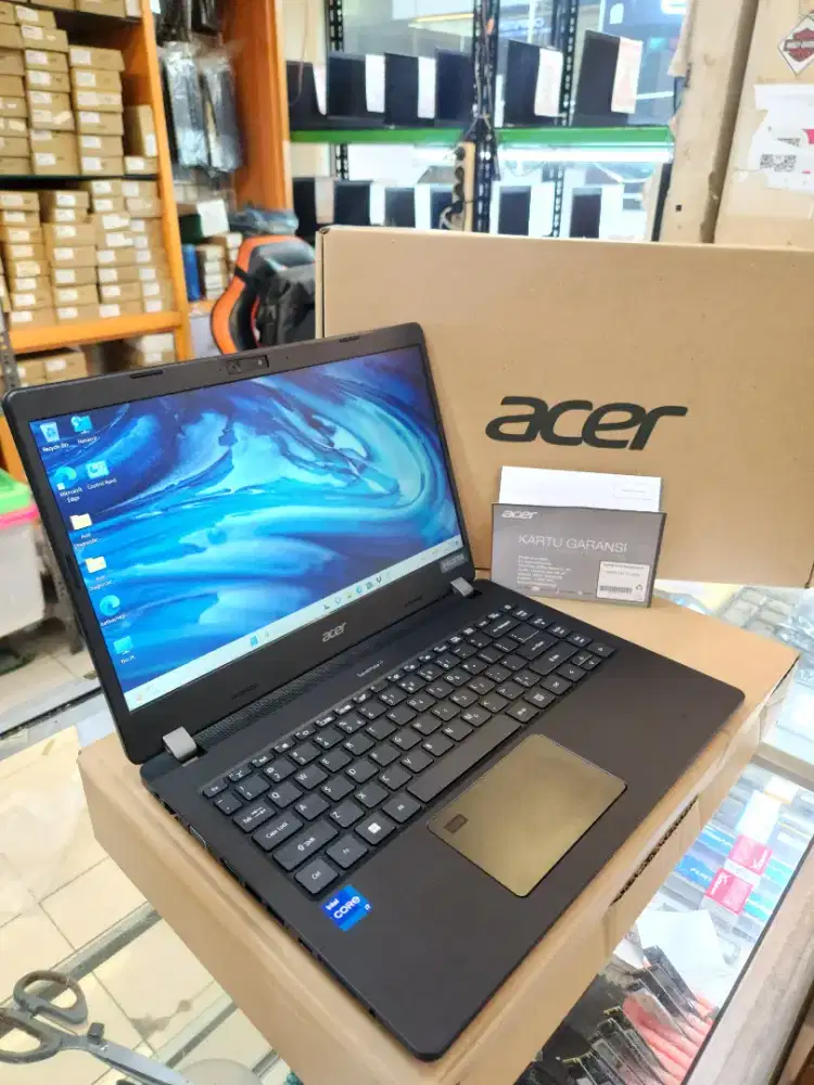 Jusl acer travelmacte P214 core i7 gen 11 garansi resmi 30 Bulan