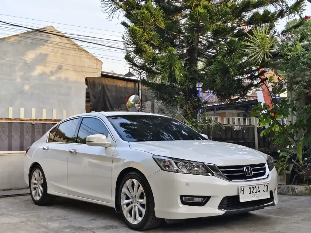 Accord VTIL AT pajak new, bs tt