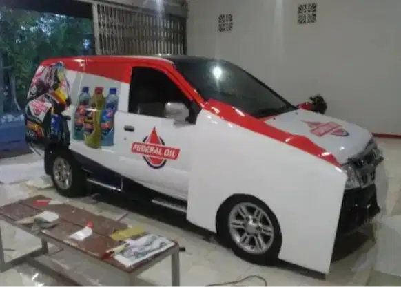 Stiker mobil cuting Oracal, Sticker Branding Vinyl & Oneway Vision