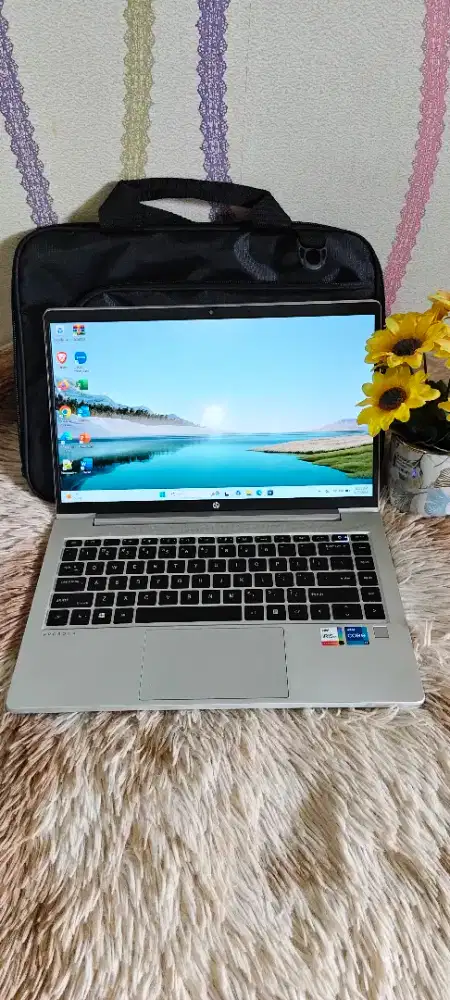 HP Probook 440 G8/Core i7-1165G7/8GB/512G/Intel Iris XE/14 FHD/Backlit