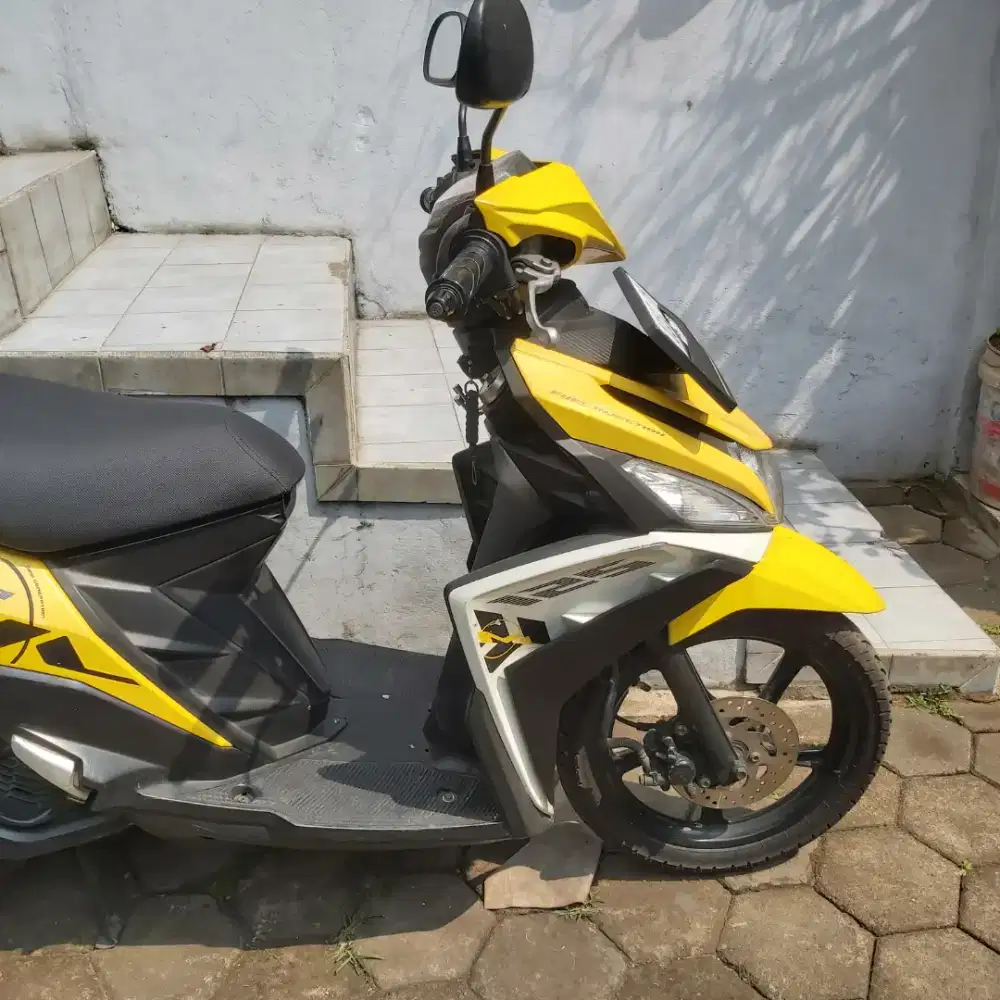 Yamaha Mio M3 2015 Yellow Bertenaga
