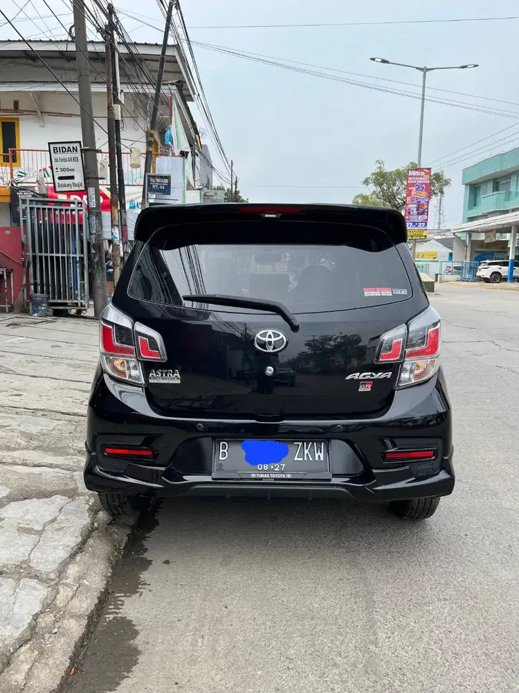Agya GR A/T 2022 Hitam