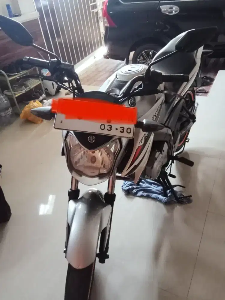 Vixion Putih Tahun 2015