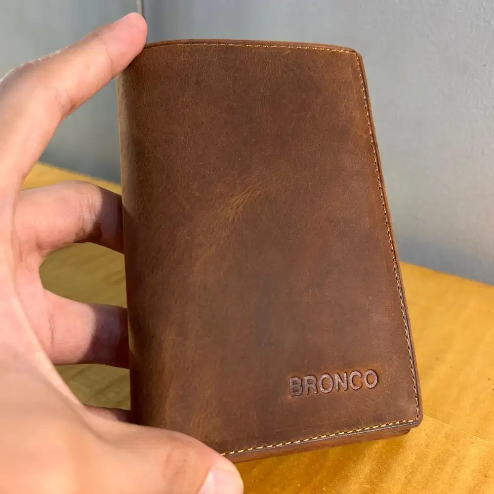 Dompet Pria Kulit Asli [ Bronco ]