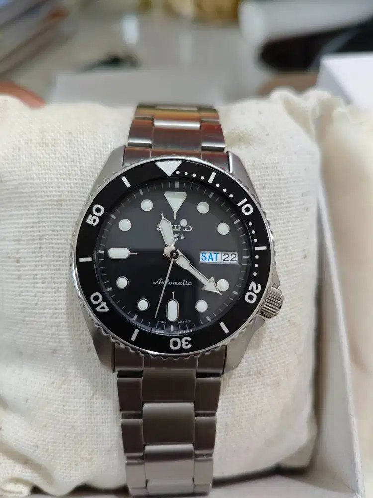 JAM SEIKO SRPK29K1 Masih Mulus